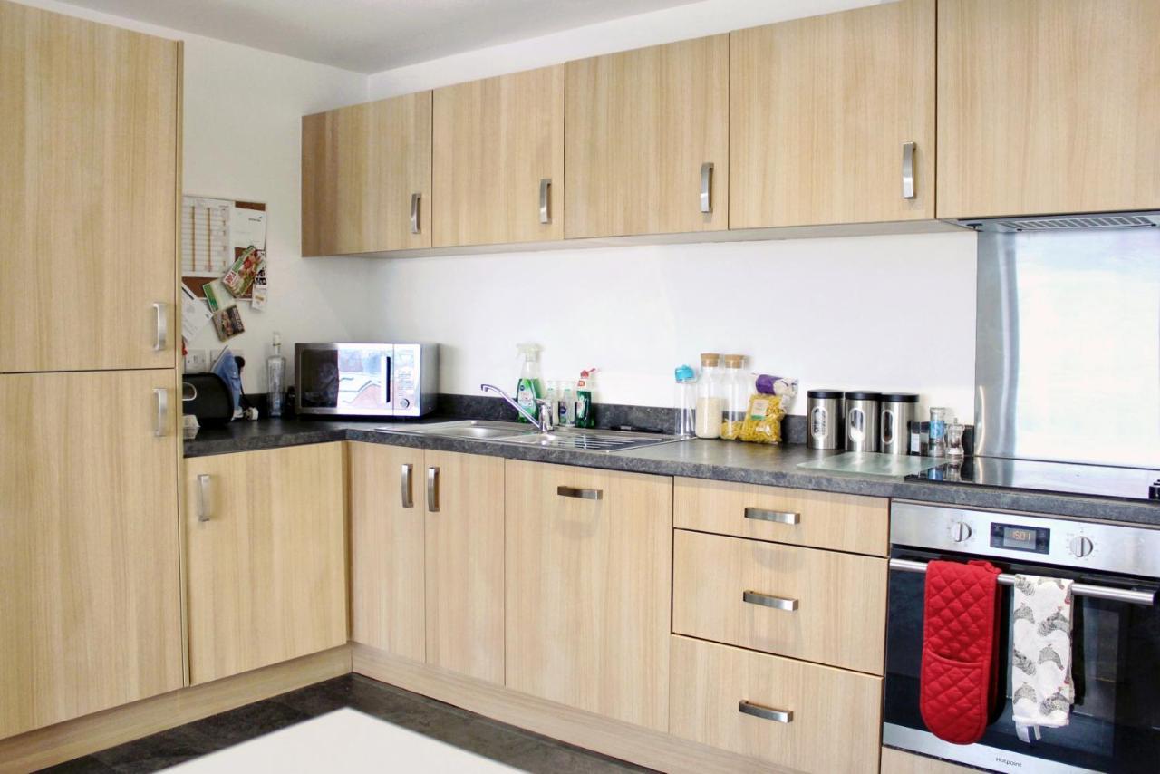 Manchester Escape - Private Room & Bathroom Near Etihad And Coop Arena - Free Secure Parking Экстерьер фото